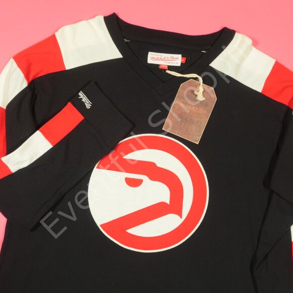 Mitchell & Ness Other - Mitchell & Ness Atlanta Hawks Shirt Mens L Black 1968 Long Sleeve Throwback V